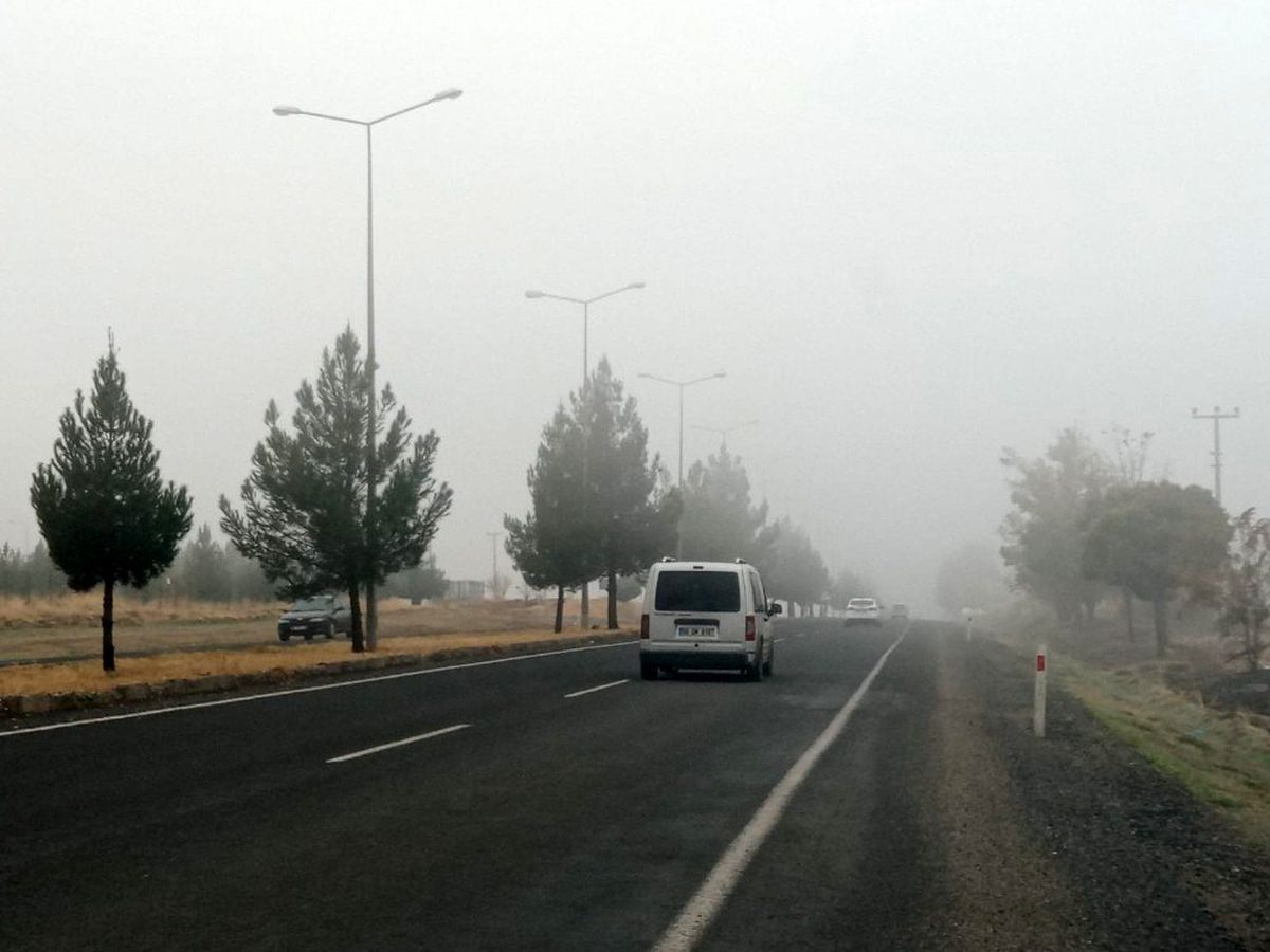 Diyarbakır güne sisle uyandı