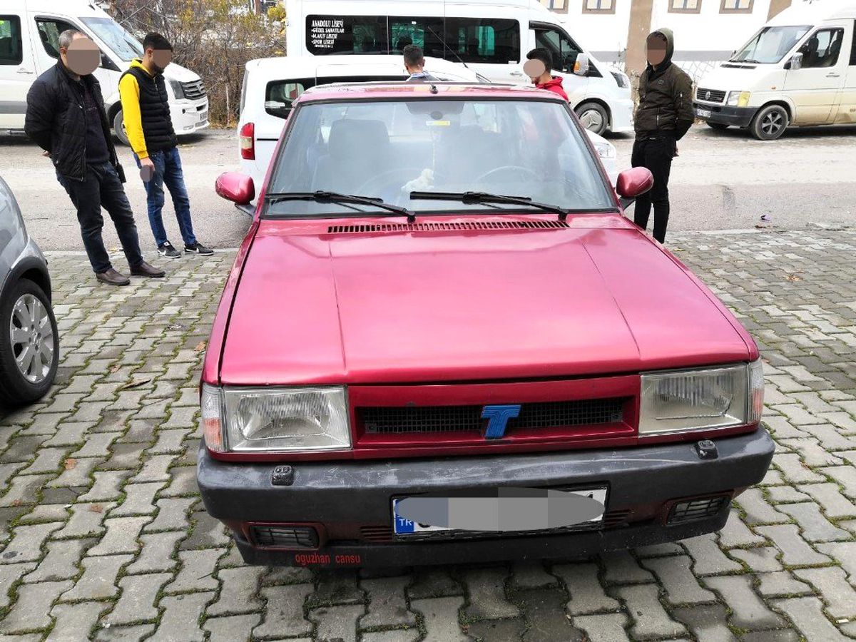 Drift atan ehliyetsiz sürücüye 9 bin 281 lira para cezası