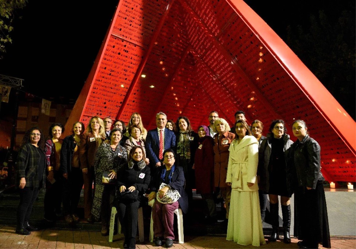 Kadınlar şiddete karşı Alyazma Anıtı\'nda toplandı