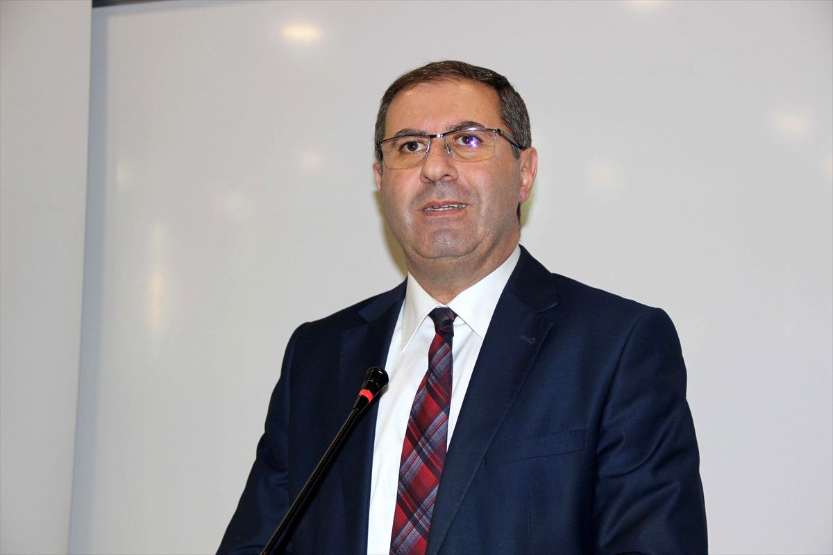 Prof. Dr. Mesut Sancar: "İlacı bol suyla almak emilimini hızlandırıyor"
