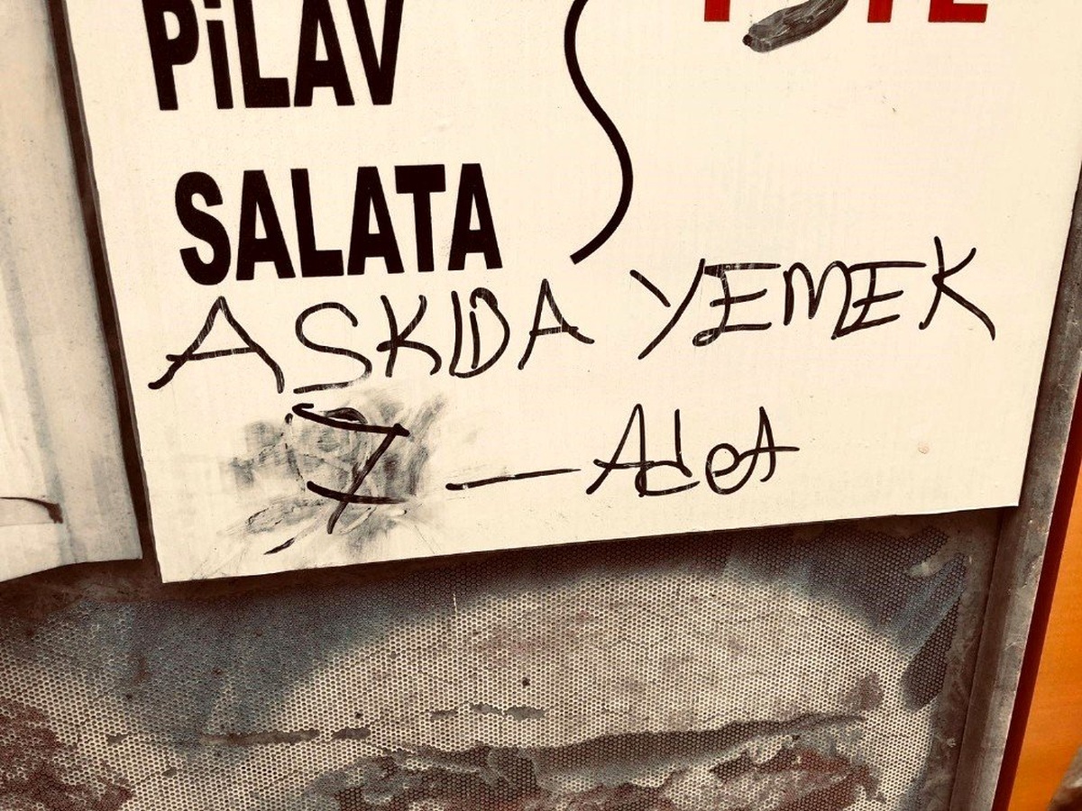 Sinop\'ta lokantada askıda yemek uygulaması