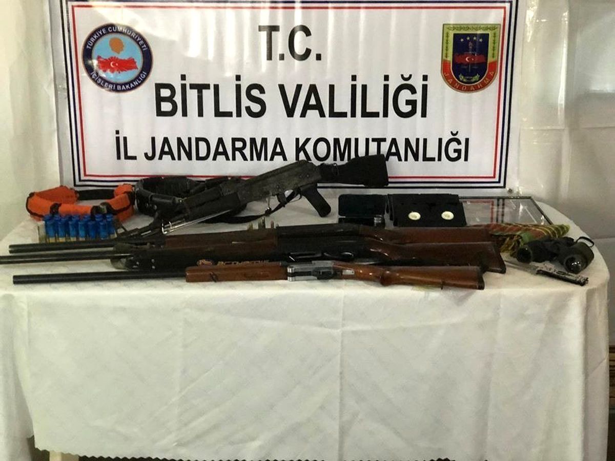 Sosyal medyada terör örgütü propagandası yapanlara operasyon