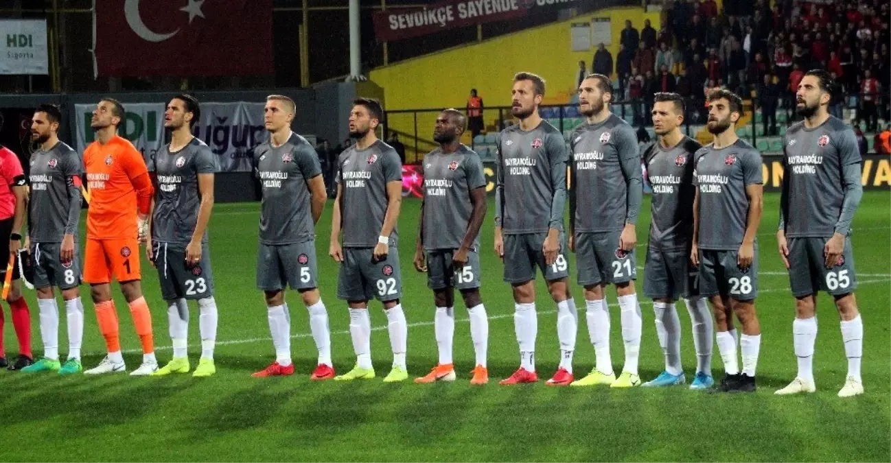 TFF 1. Lig: İstanbulspor: 4 - Fatih Karagümrük: 0