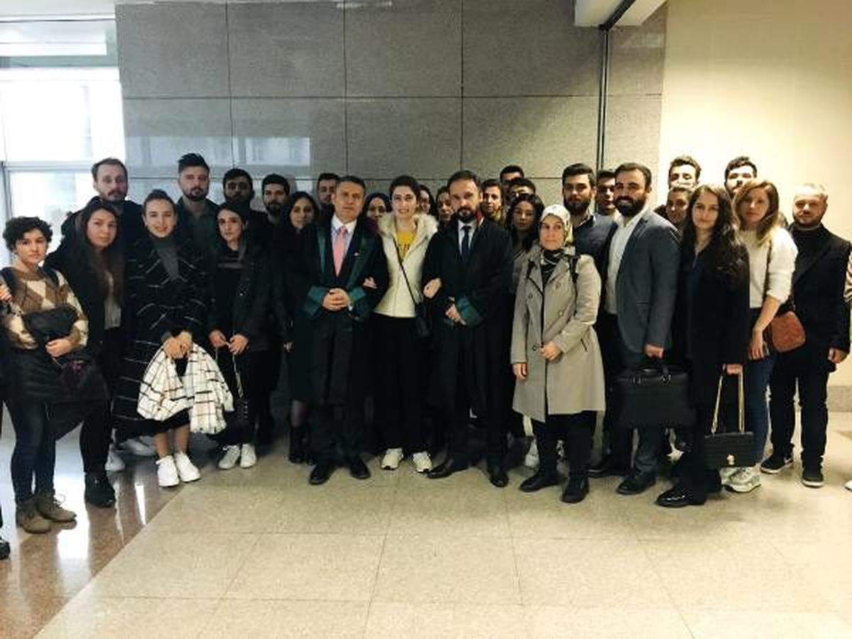 Trafik terörüne karşı öğrenci-hoca işbirliği: Öğrencisinin avukatlığını yaptı