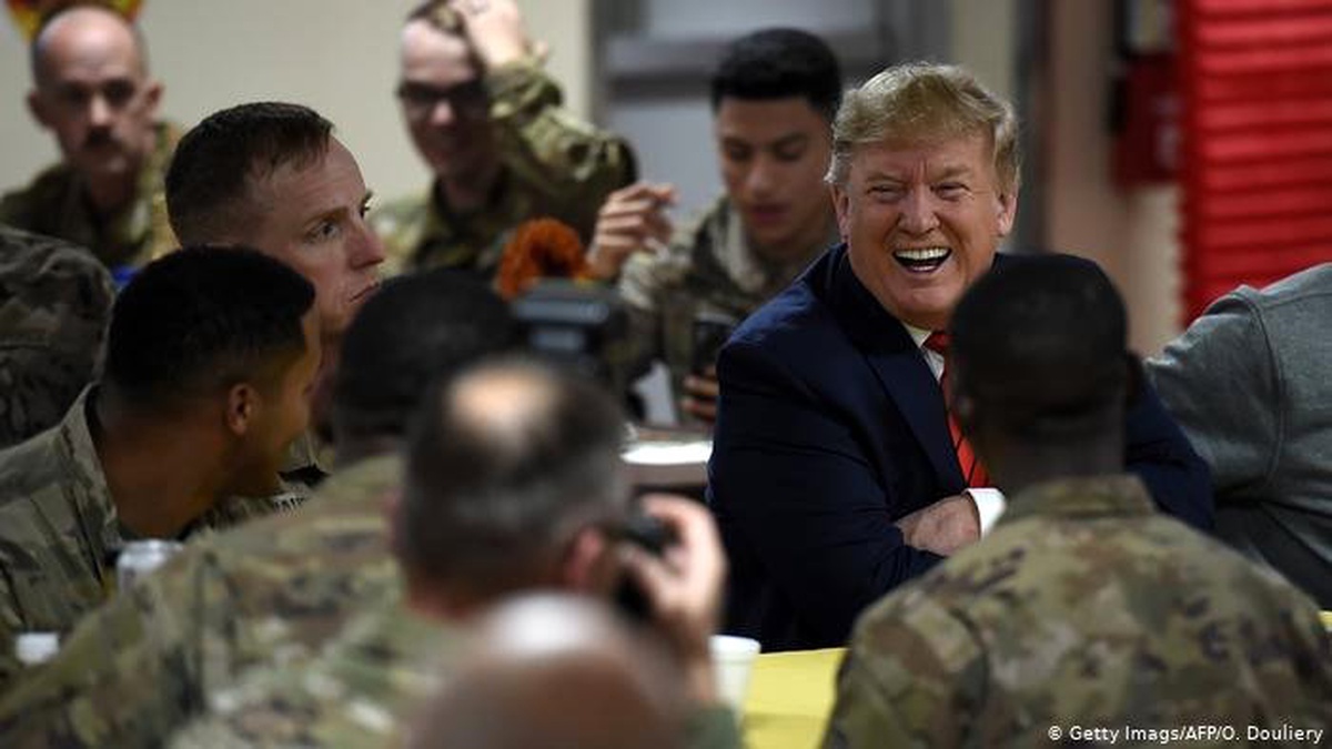 Trump\'tan Afganistan\'a sürpriz ziyaret
