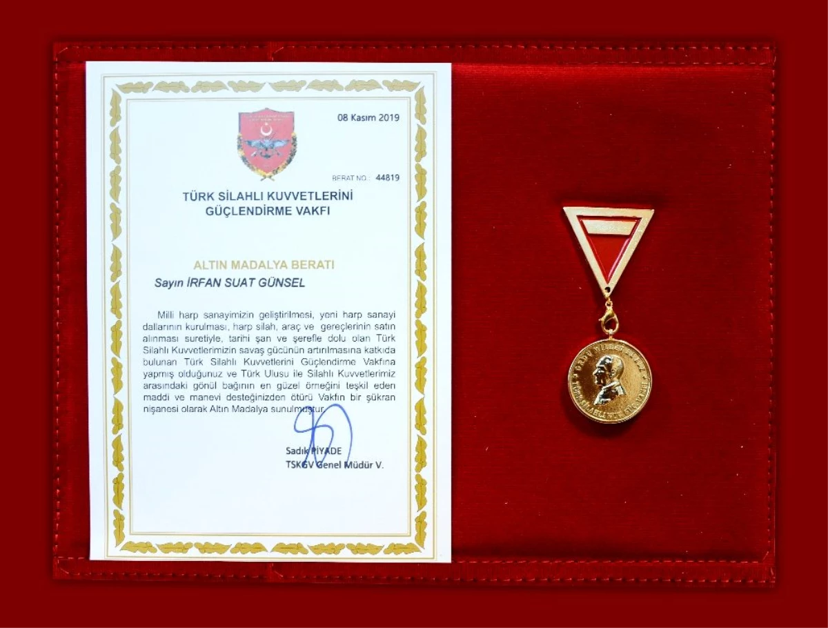 TSK\'yı Güçlendirme Vakfından Prof. Dr. Günsel\'e altın madalya