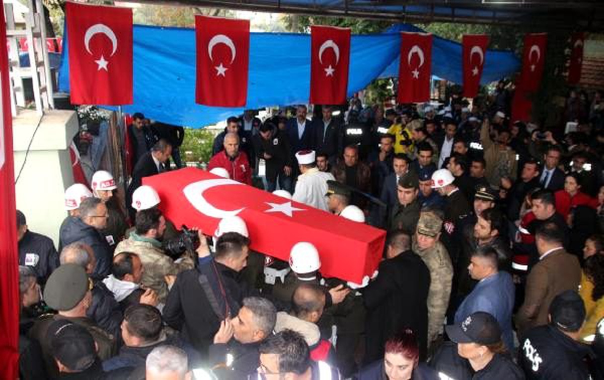 Uzman Onbaşı Çavuş, memleketi Adana\'da toprağa verildi