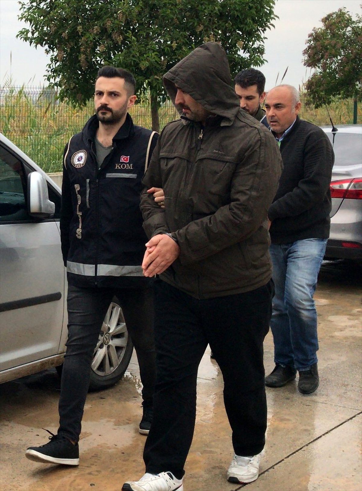 Adana\'da FETÖ operasyonunda gözaltına alınan 12 şüpheli serbest bırakıldı
