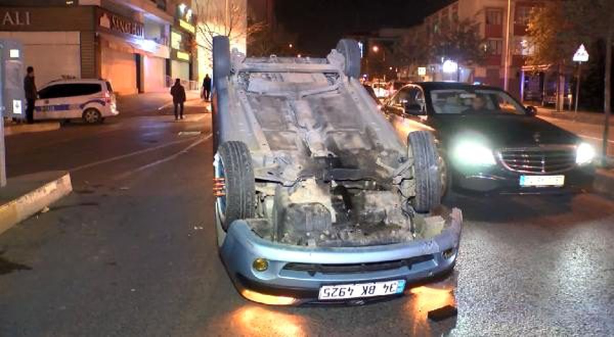 Bağcılar\'da kontrolden çıkan otomobil takla attı