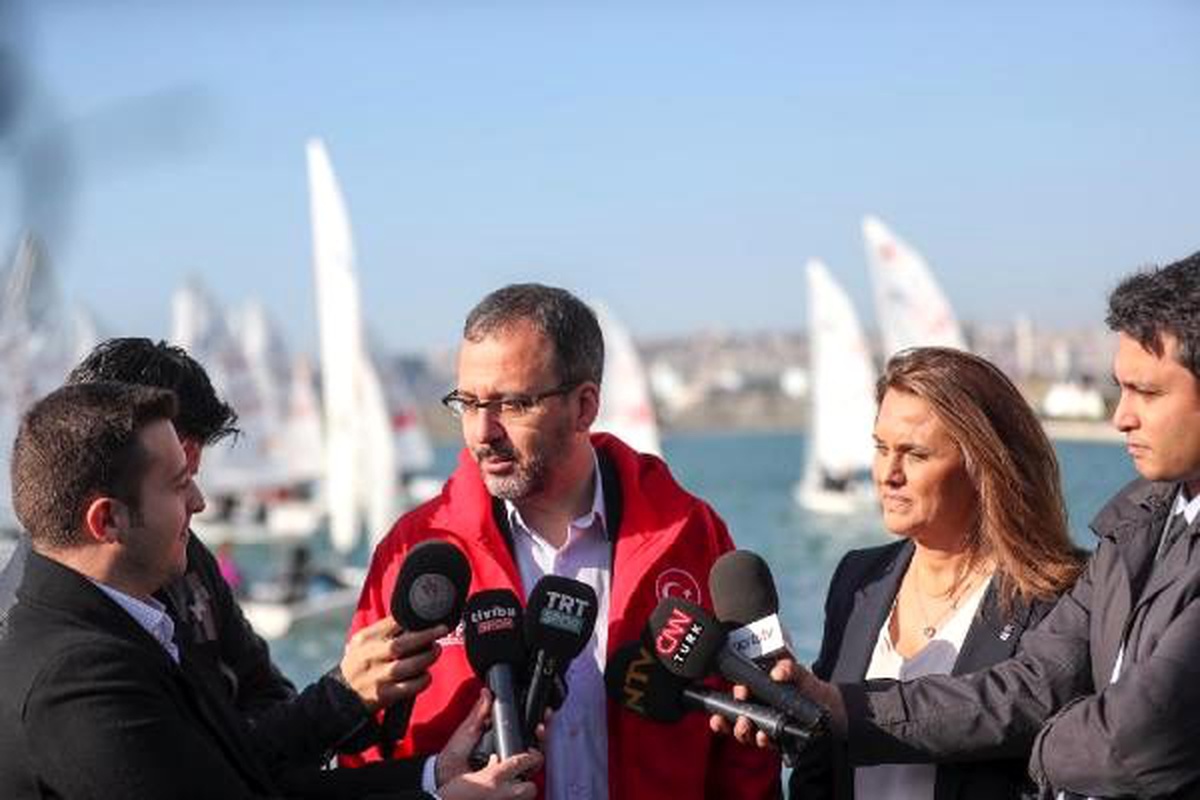 Bakan Kasapoğlu: Ülkemiz, spor ülkesi olma yolunda çok hızlı bir şekilde ilerliyor