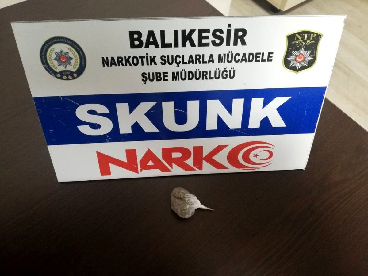 Balıkesir polisinden uyuşturucu operasyonu