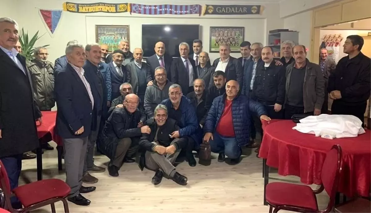 Başkan Pekmezci, Trabzon\'daki Bayburt dernekleriyle bir araya geldi