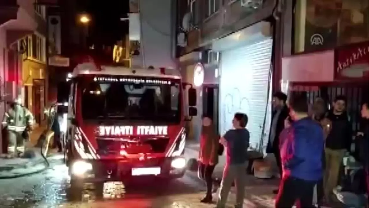 Beyoğlu\'nda Masumiyet Müzesi\'nde çıkan yangın söndürüldü