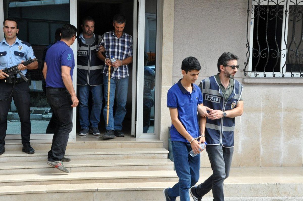 Cinayet zanlısı baba ve oğluna 106 yıl hapis cezası