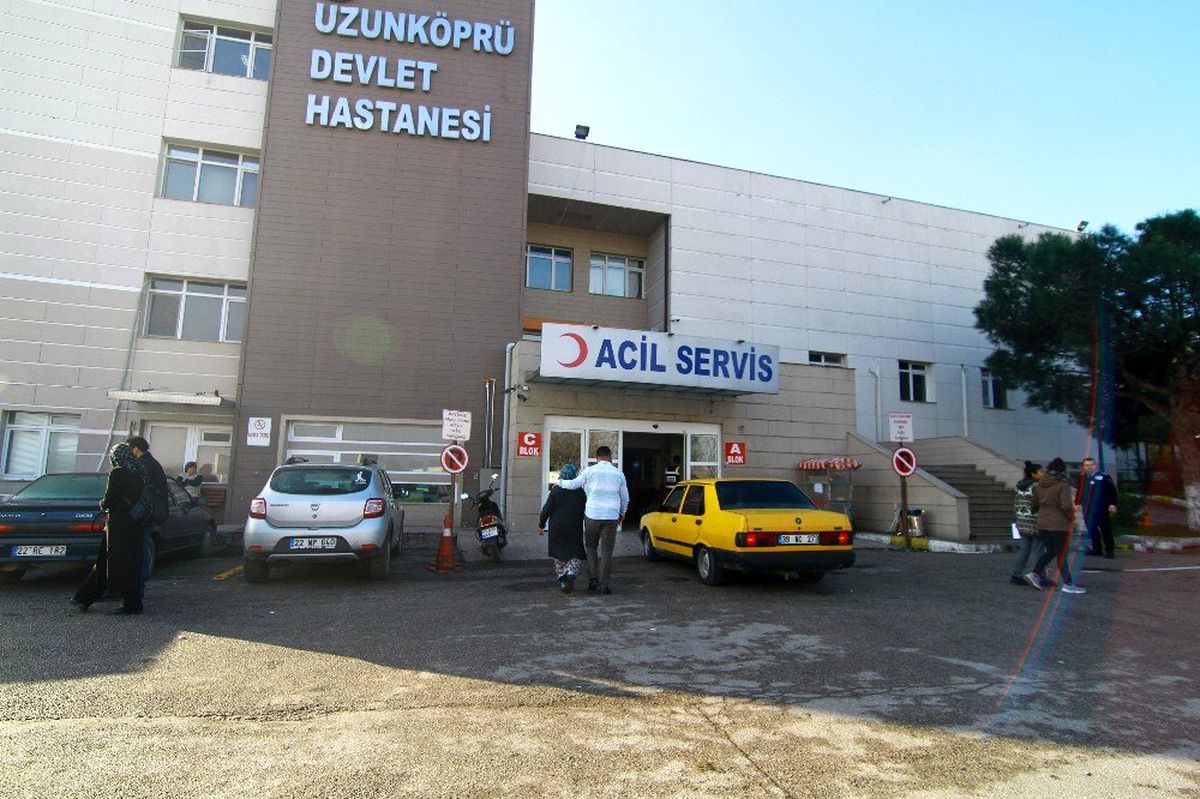 Edirne\'de özel harekat polisleri kaza yaptı: 18 yaralı