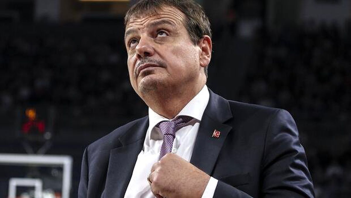 Ergin Ataman\'a şok! İçeri almadılar...