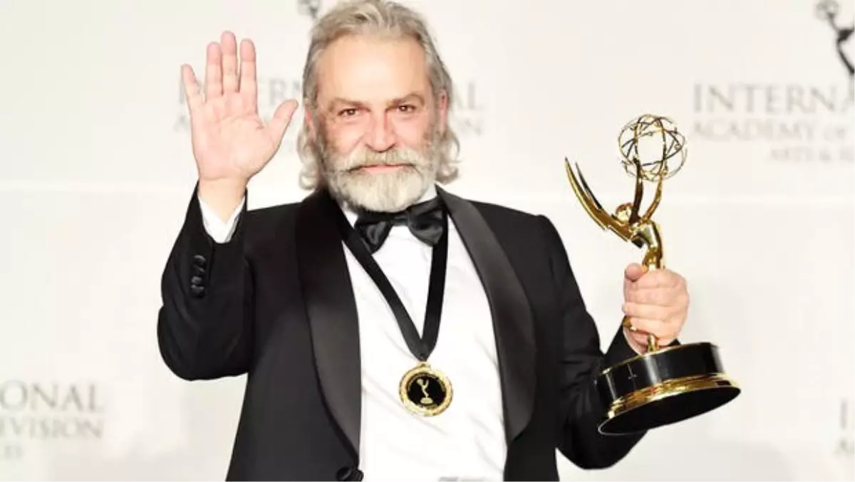 Haluk Bilginer\'in aldığı Uluslararası Emmy ödülü hakkında merak ettiğiniz her şey