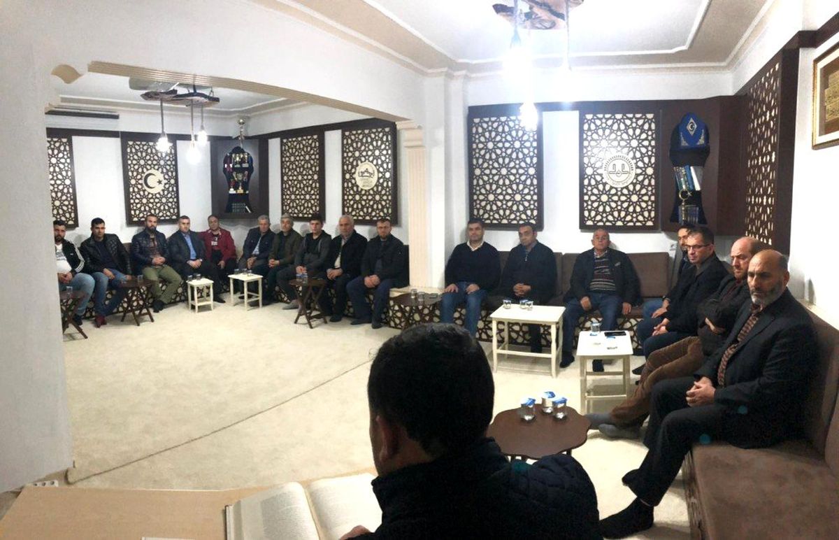 Huzur dersleri yapılıyor