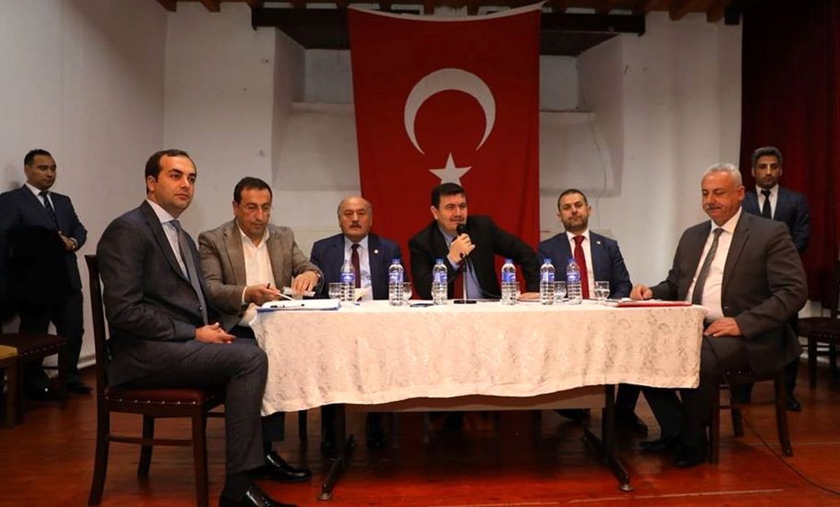 Kemaliye\'de altın madeni arama faaliyetlerine ilişkin toplantı