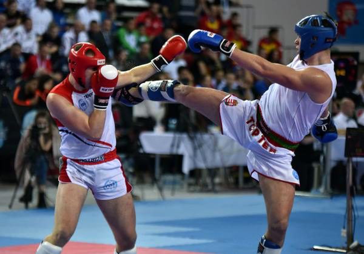 Kick Boks Dünya Şampiyonası\'nda 17 madalya