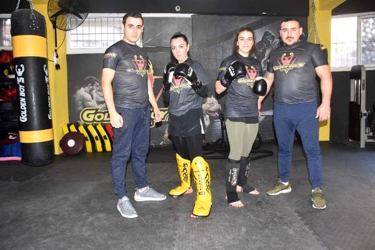 Kick boksçu anne kız, şampiyonaya hazırlanıyor