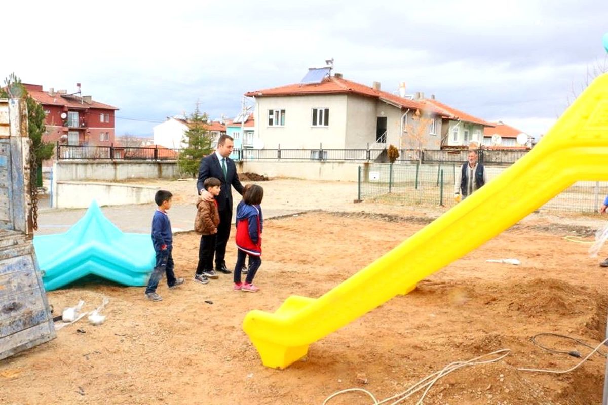 Köy okullarına park ve oyun alanı