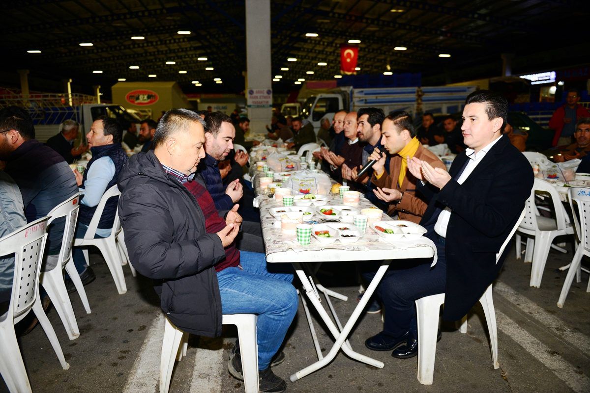 Kumluca\'da hal sezonu açıldı
