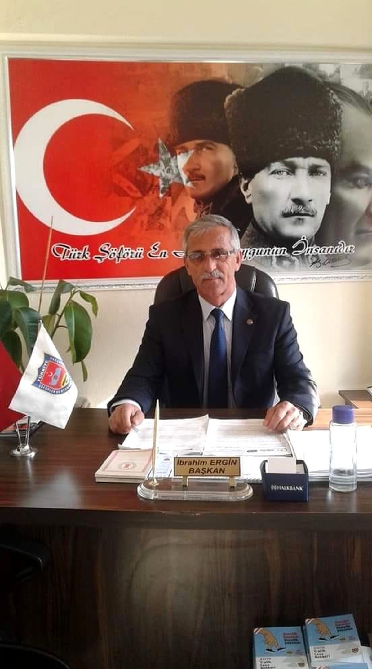 Lapseki Şoförler Odası Başkanı Ergin\'den Dünya Şoförler Günü mesajı