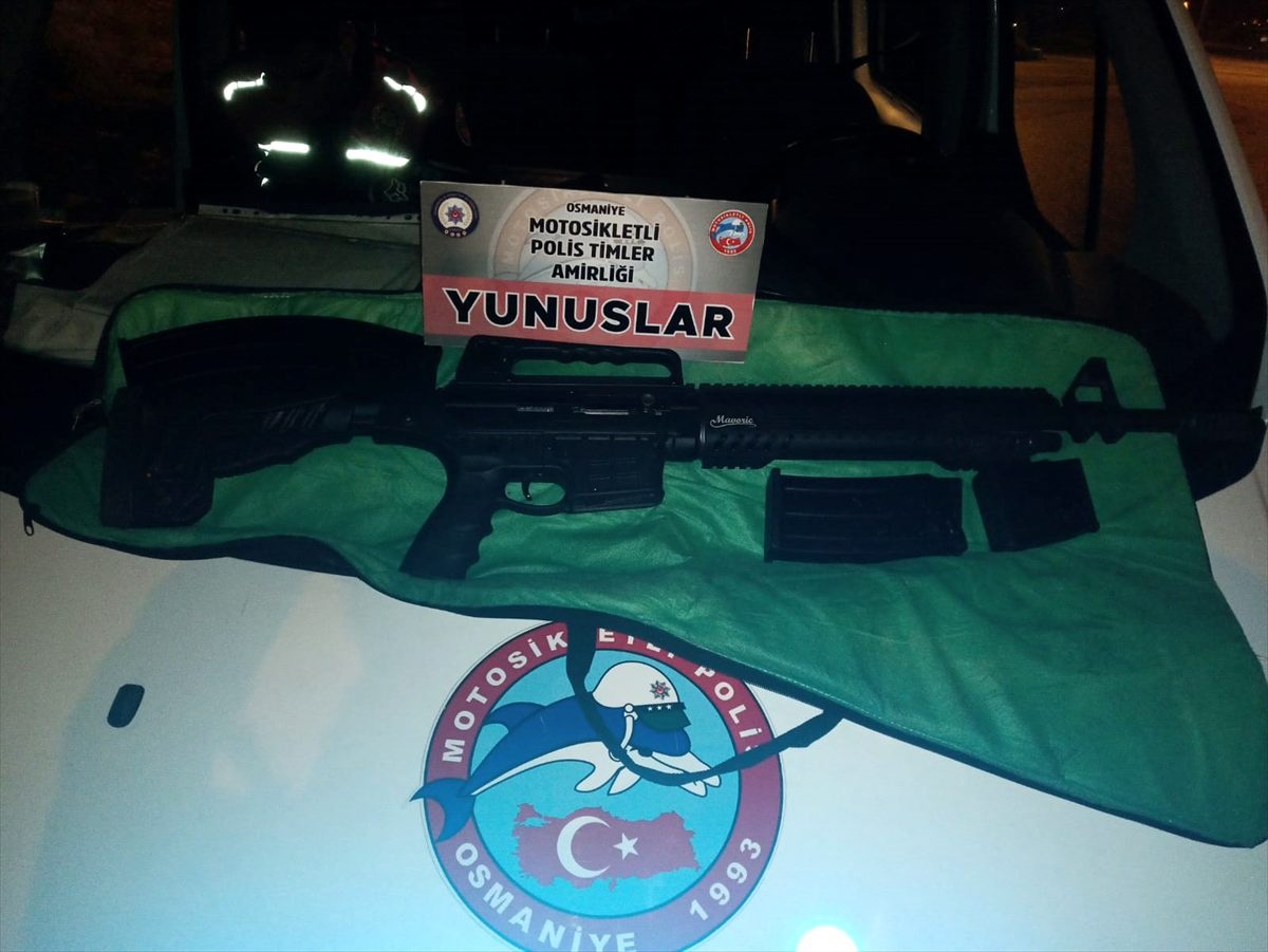 Osmaniye\'de, asayiş uygulamasında tabanca ve av tüfeği ele geçirildi