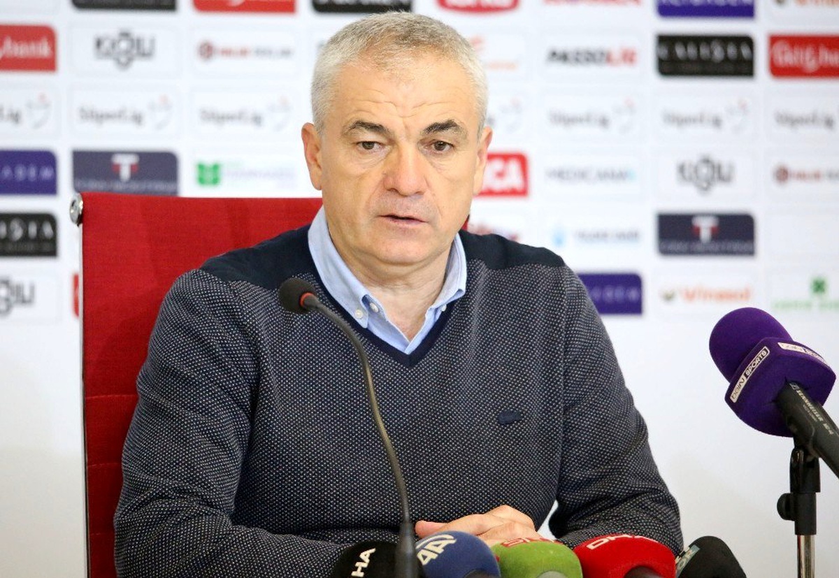Rıza Çalımbay: "Disiplin içindeyiz"