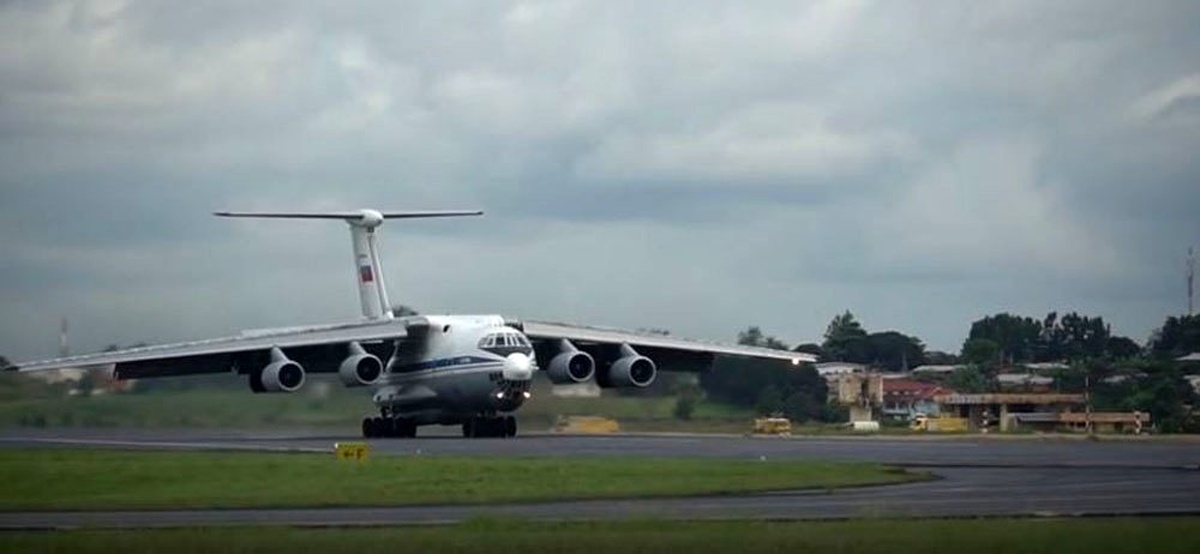 Rusya, fil avına karşı Gabon\'a silah gönderdi