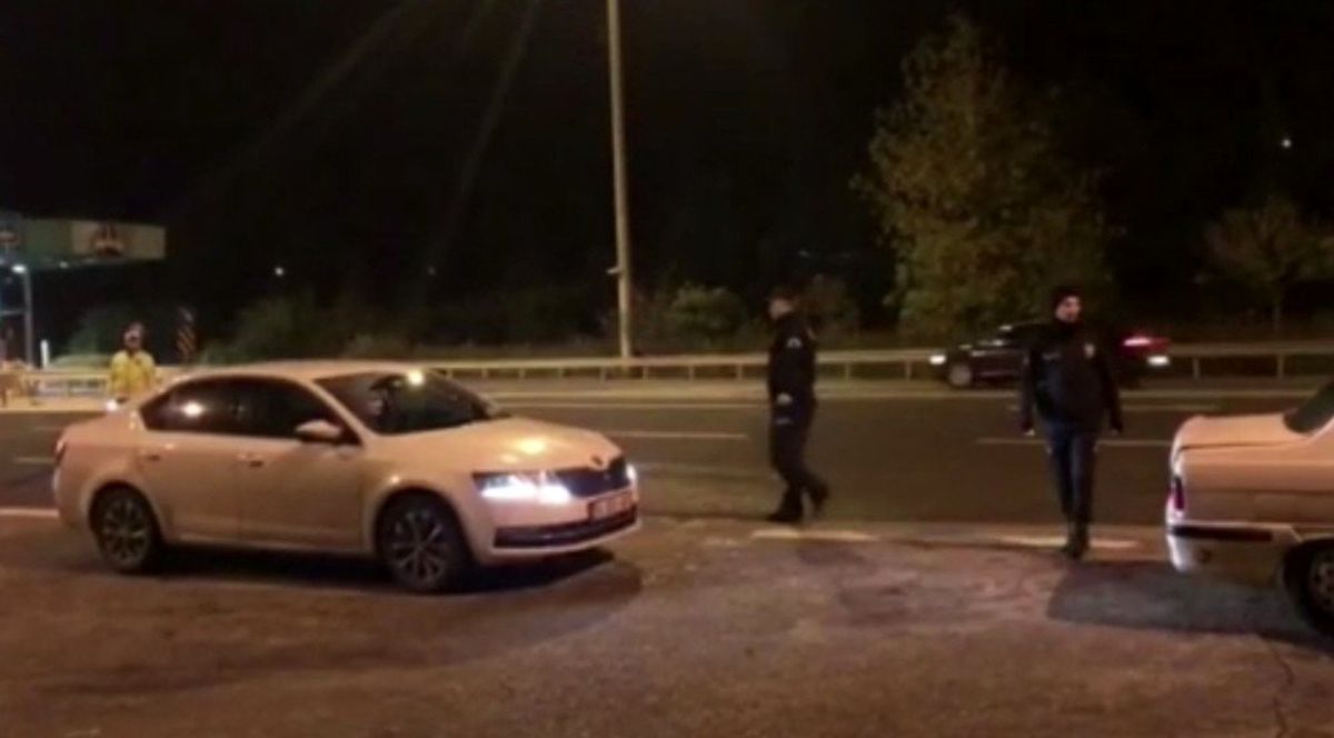 Sakarya polisinden eğlence mekanlarına baskın