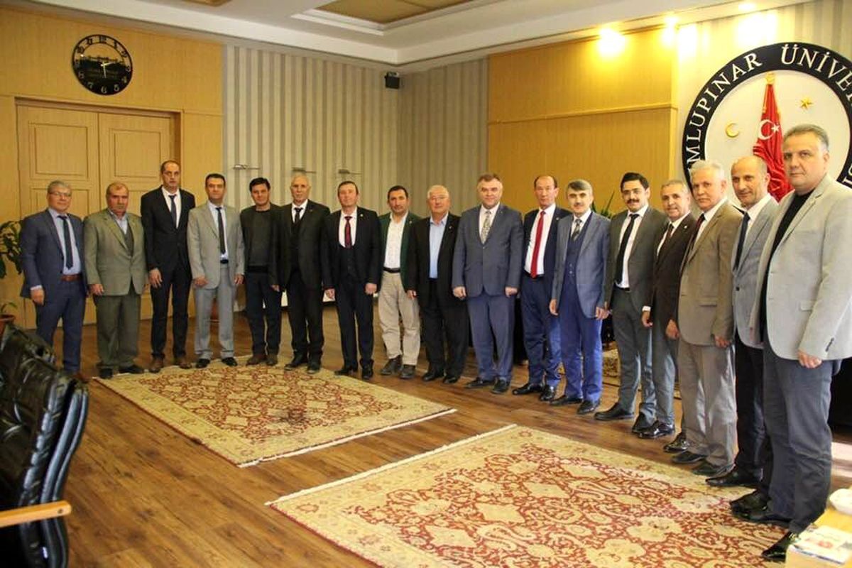 Şaphane heyetinden Rektör Uysal\'a ziyaret
