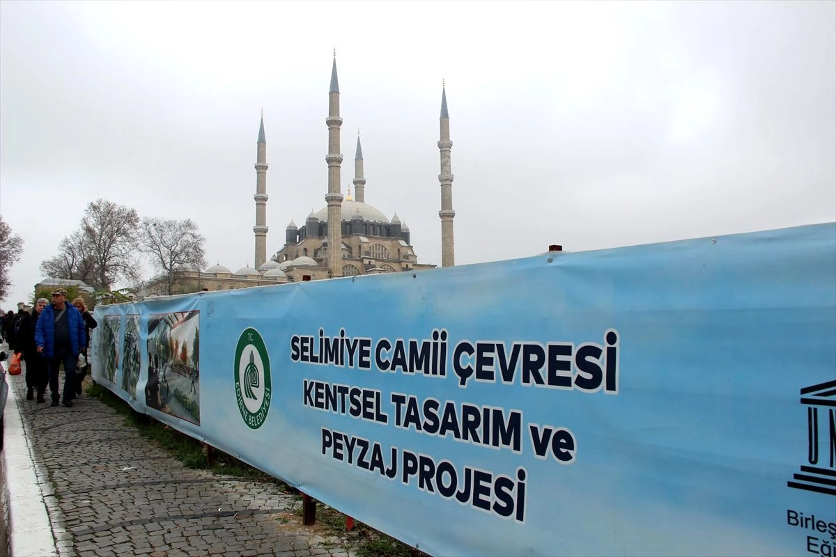 Selimiye Camii Çevre Projesi\'nin onaylanması esnafı sevindirdi