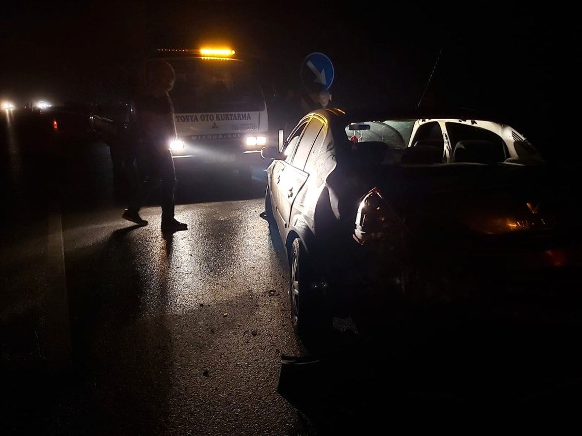 Tosya\'da trafik kazası, 4 yaralı
