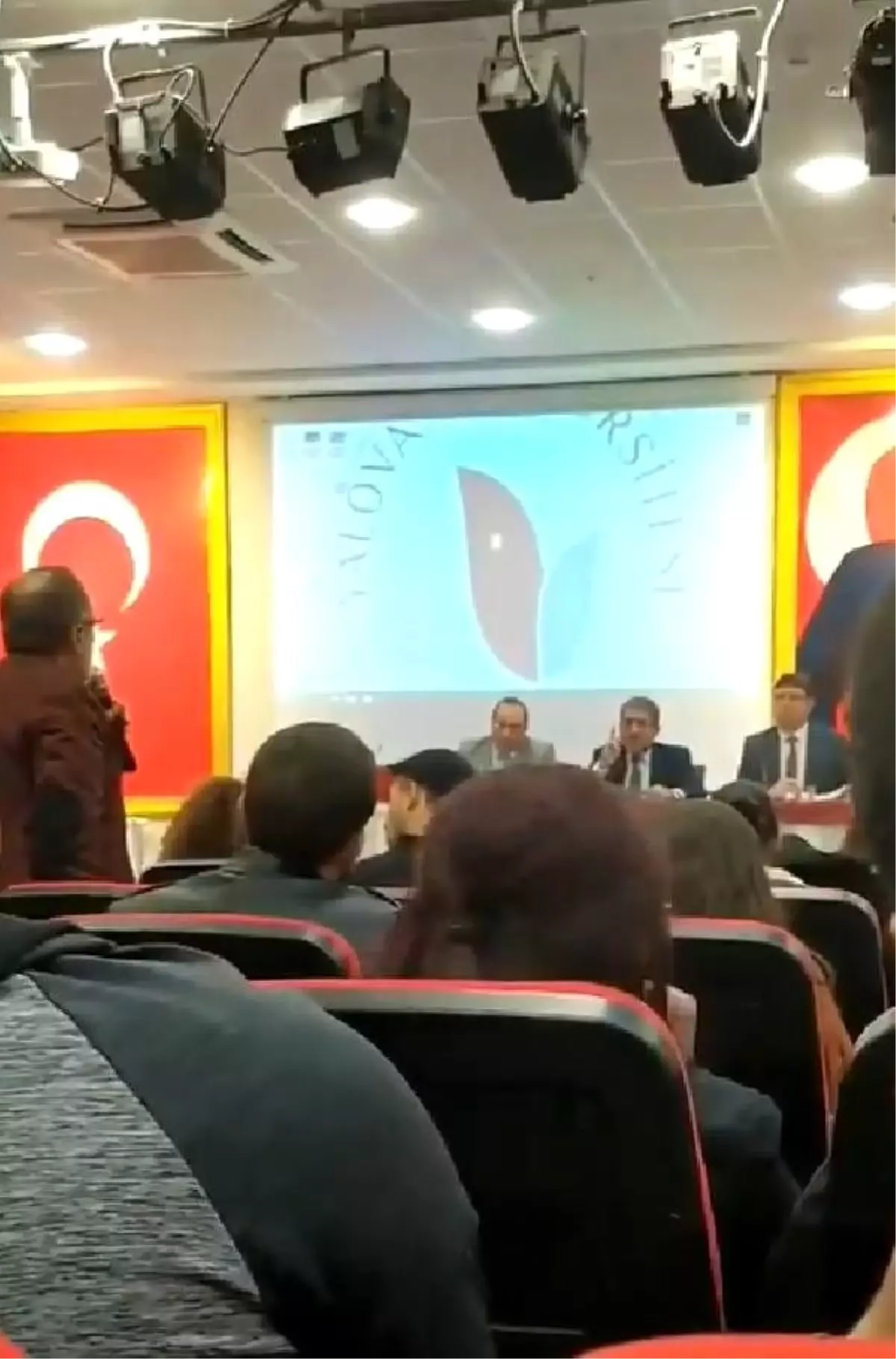 Yalova Üniversitesi Öğrenci Kulüpleri: Rektöre algı operasyonu yapılıyor