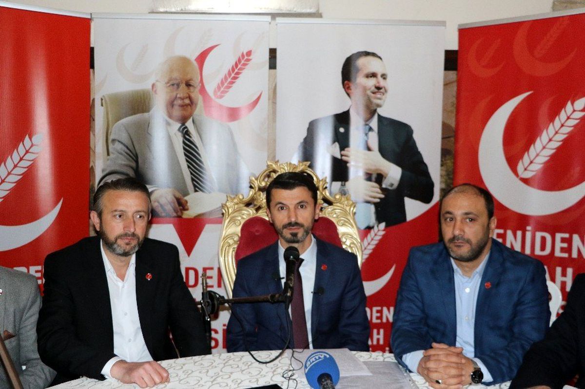 Yeniden Refah Partisi Karabük İl Başkanlığı basınla bir araya geldi
