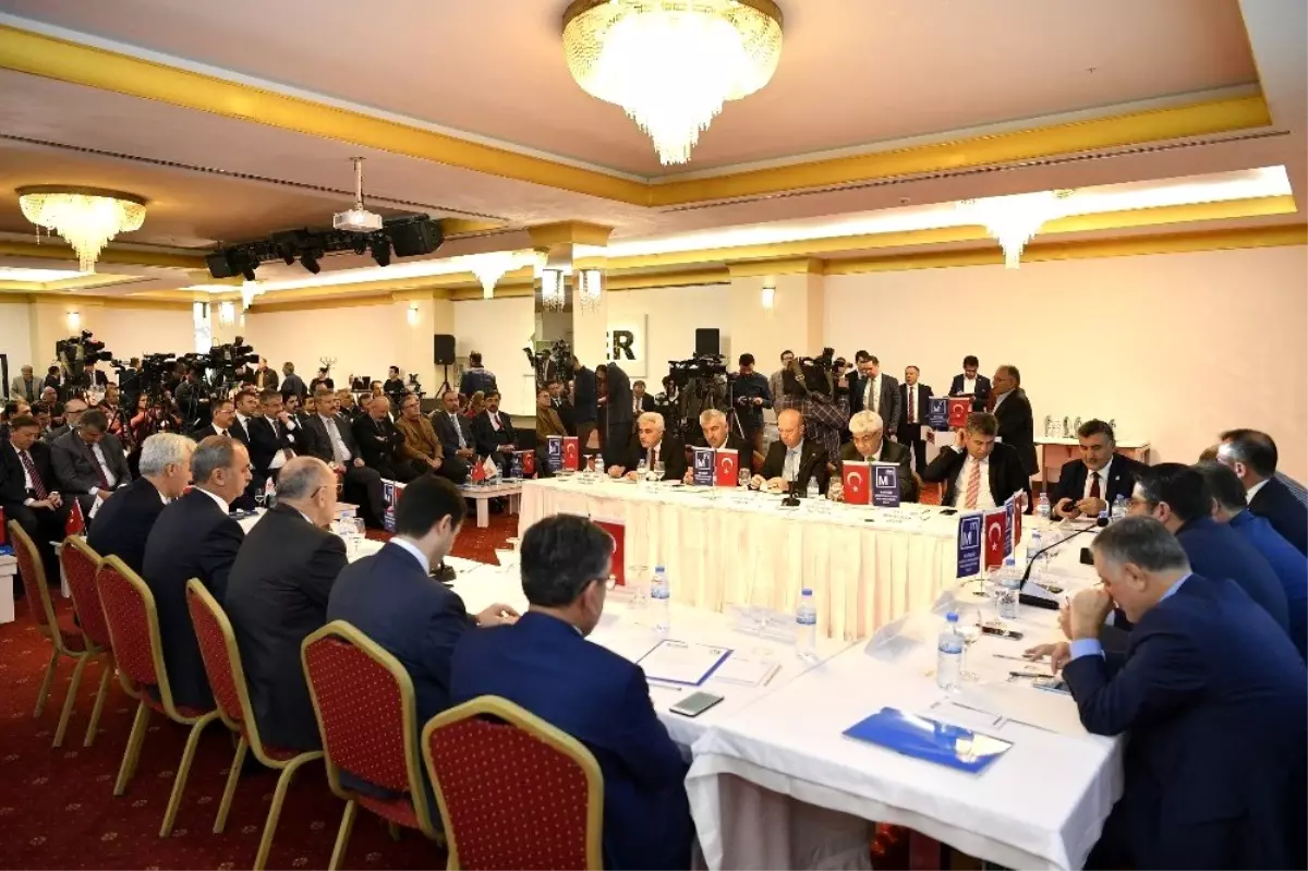 Başkan Büyükkılıç, "Medeniyetlerin getirdiği zenginlikleri yaşıyoruz"