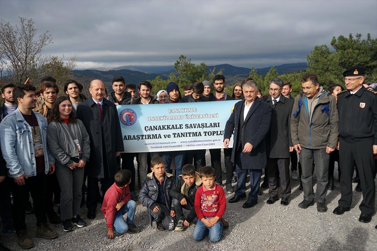 Çanakkale Savaşları kahramanlarından Seyit Onbaşı kabri başında anıldı
