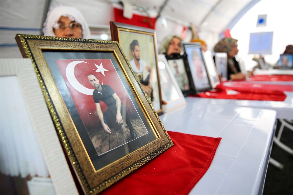 Diyarbakır annelerinin evlat nöbeti 90\'ıncı gününde