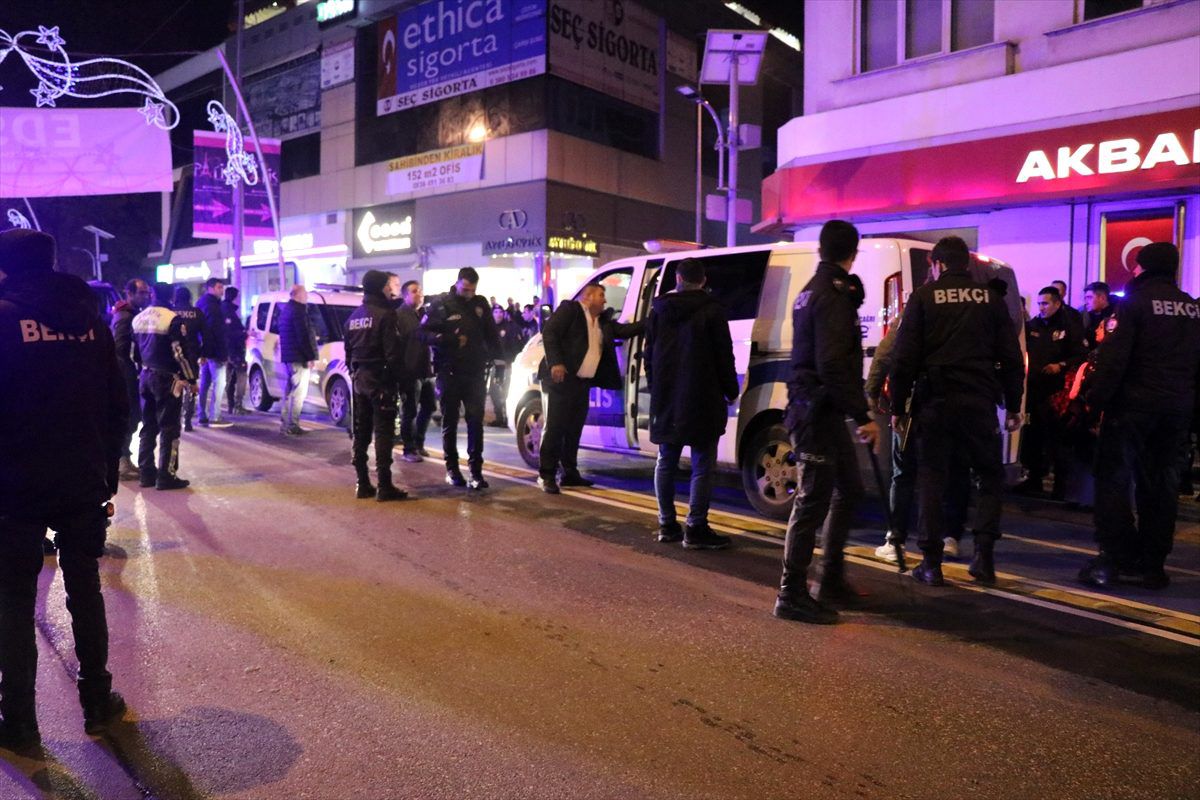 Düzce\'de düğünde kavga: 1 yaralı