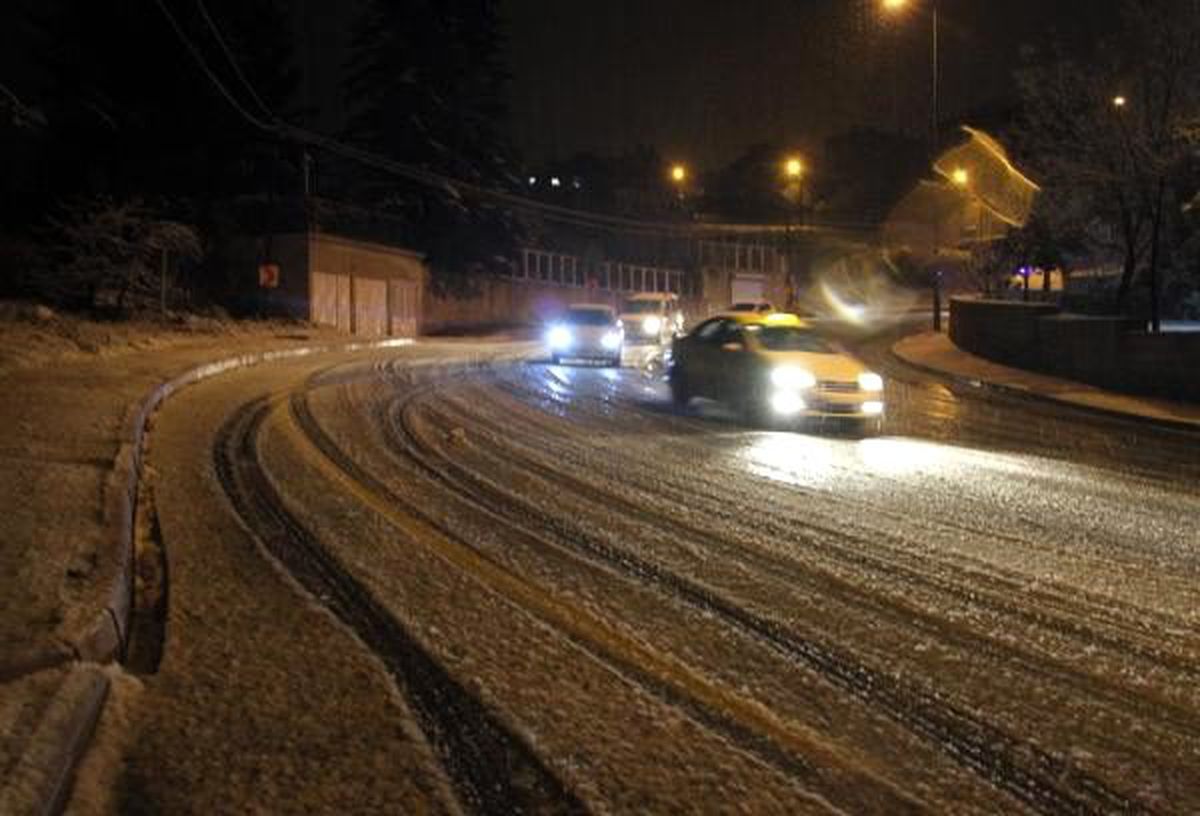 Erciyes\'teki tipide mahsur kalan 6 kişi kurtarıldı