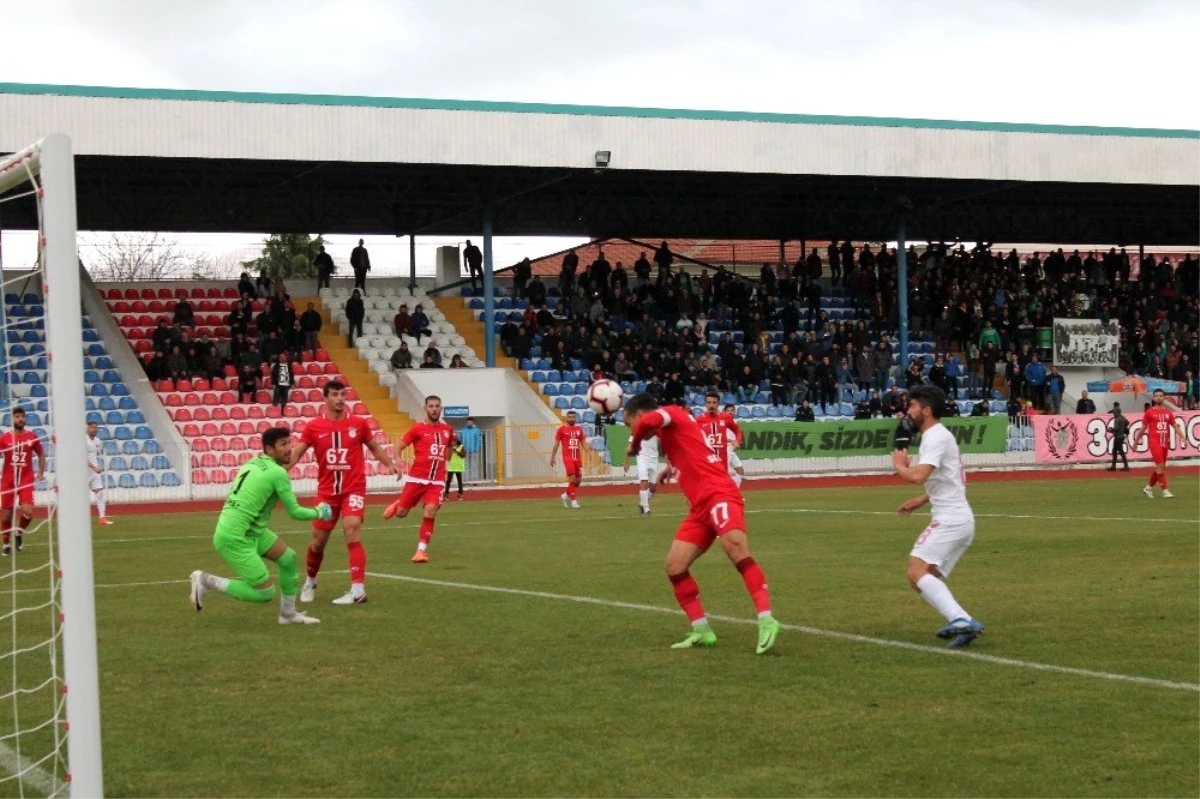 Isparta 32 Spor, kendi evinde Ortaca Belediyespor\'u mağlup etti: 2-1