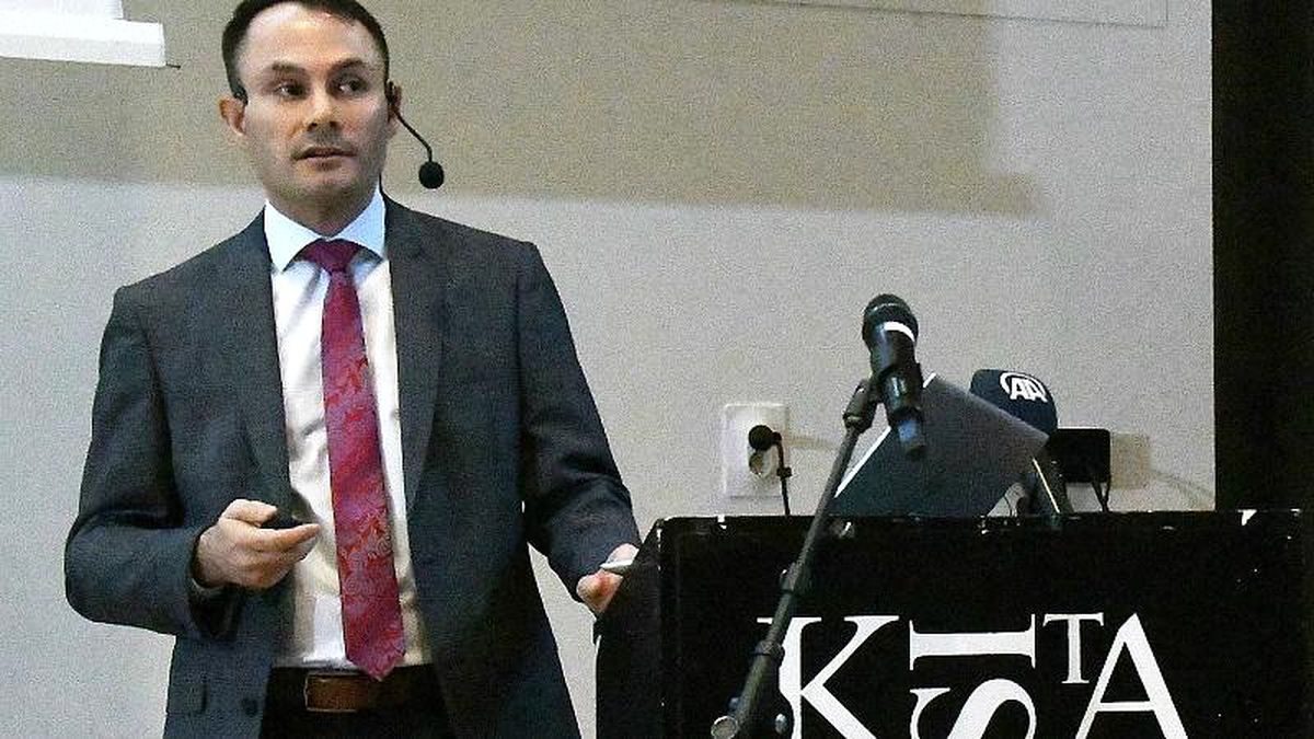 İsveç\'te Türk asıllı siyasi parti lideri Mikail Yüksel: Aşırı sağcı ve ırkçıların hedefindeyim