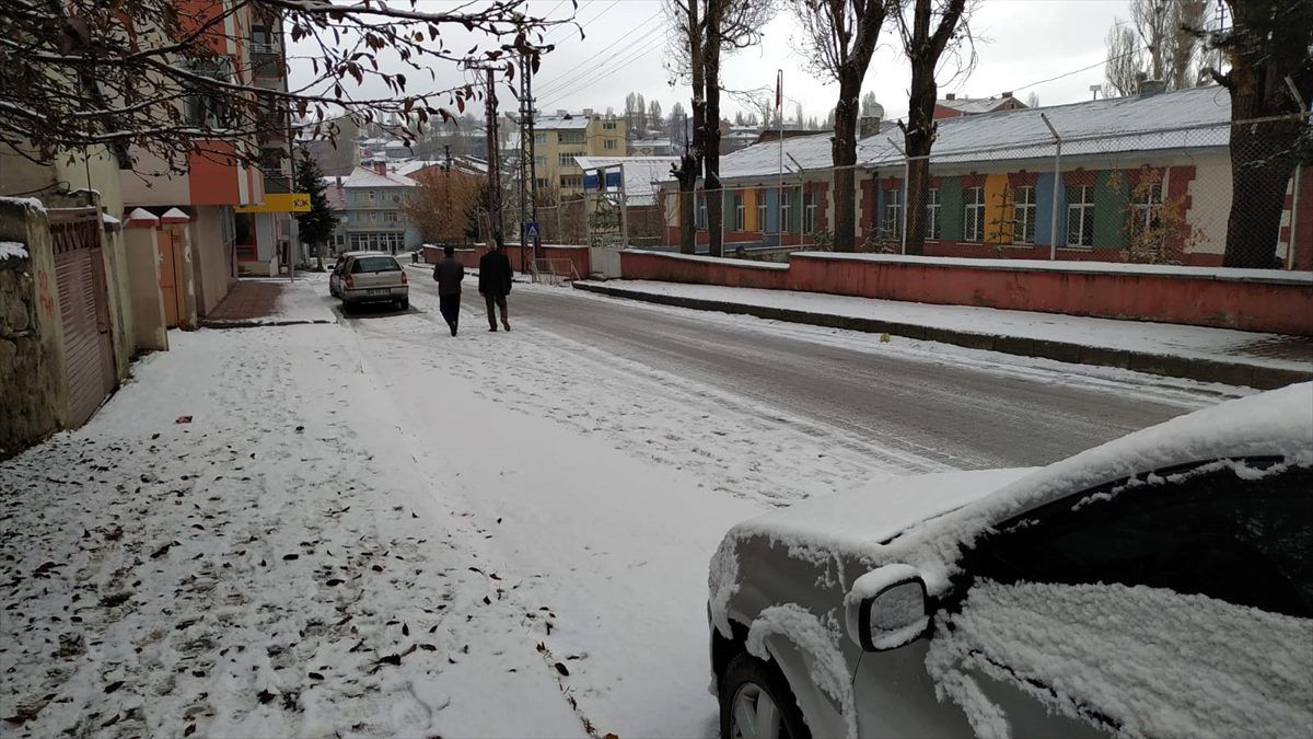 Kars\'ta 4 büyüklüğünde deprem