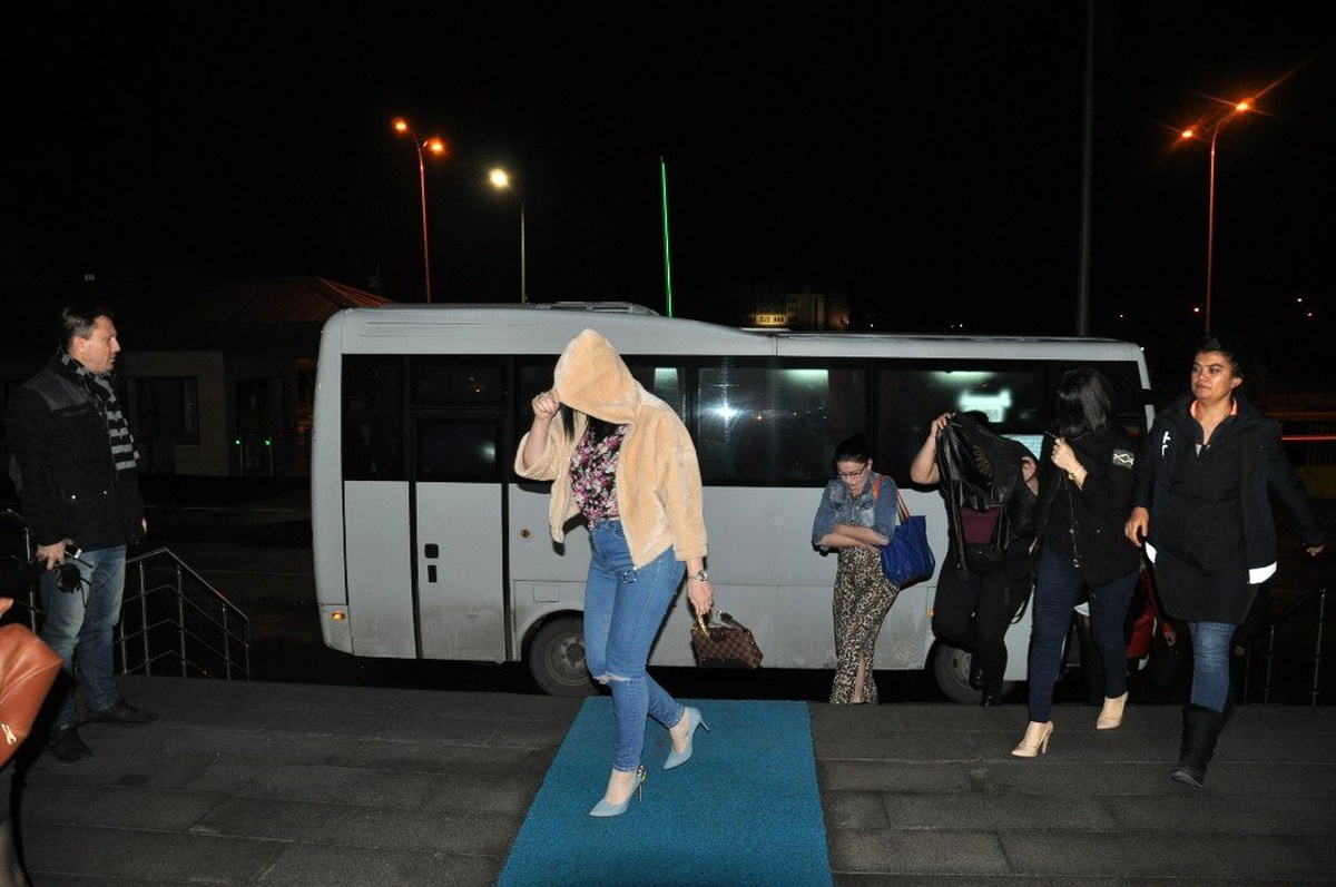 Kars\'ta "Son Durak Fuhuş Operasyonu-1": 41 gözaltı
