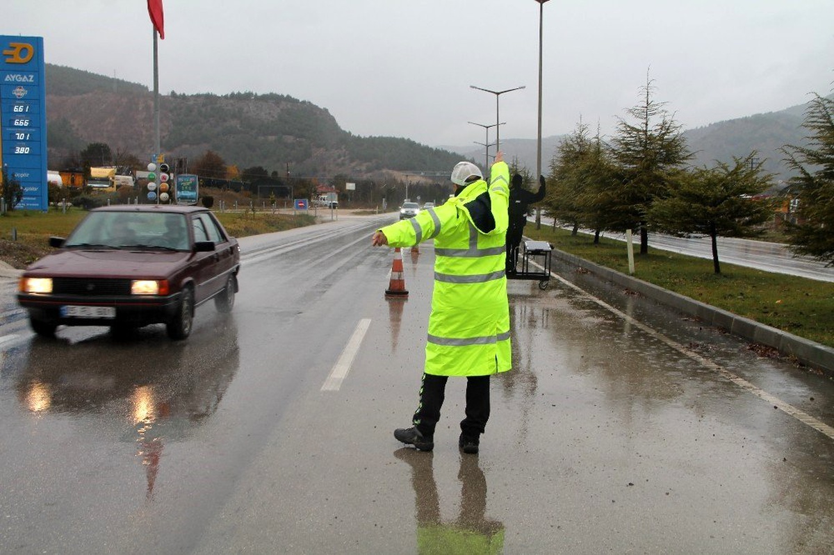 Kış lastiği uygulaması ölüm oranlarını yüzde 12 azalttı