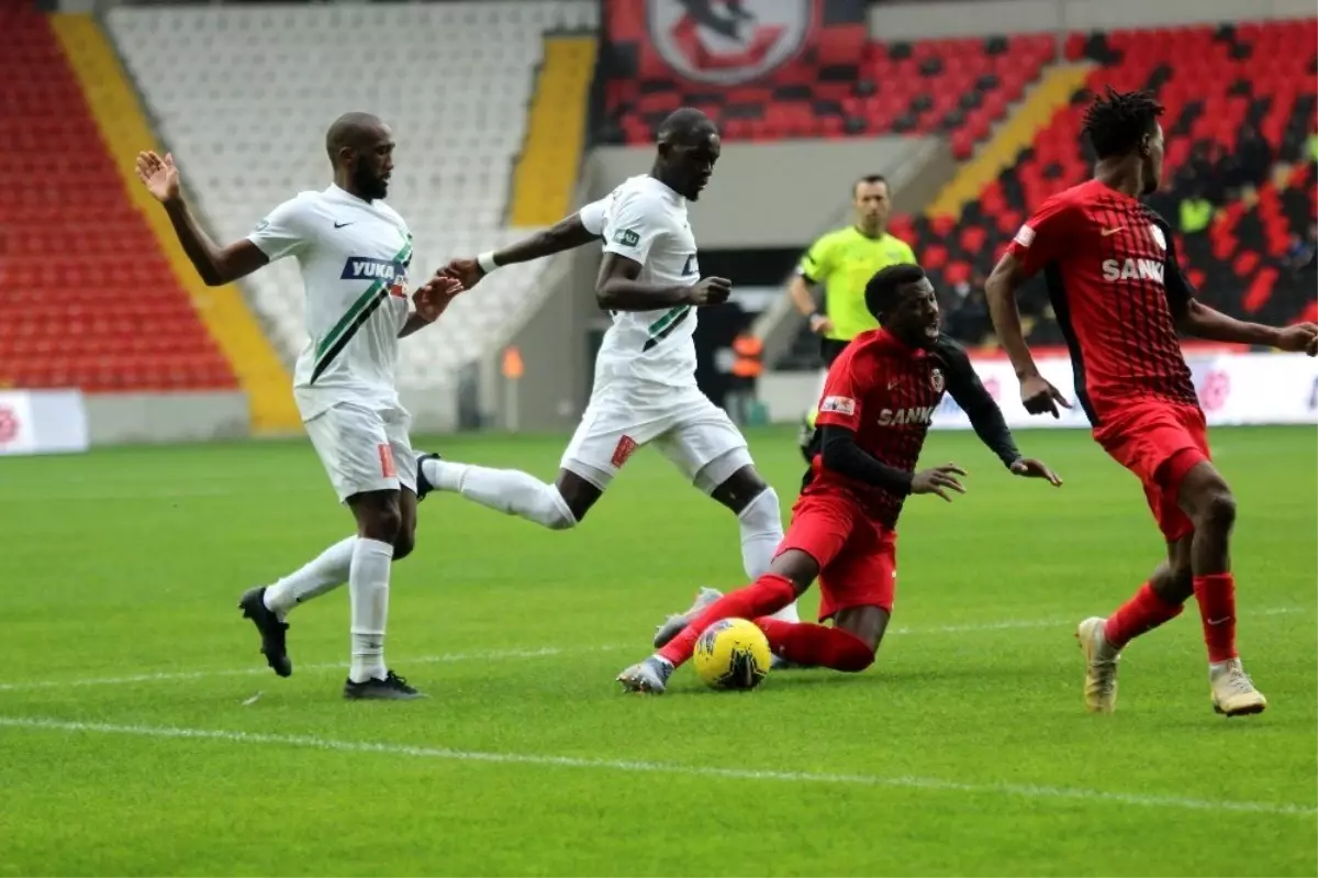 Süper Lig: Gaziantep FK: 1 - Denizlispor: 2 (Maç Sonucu)