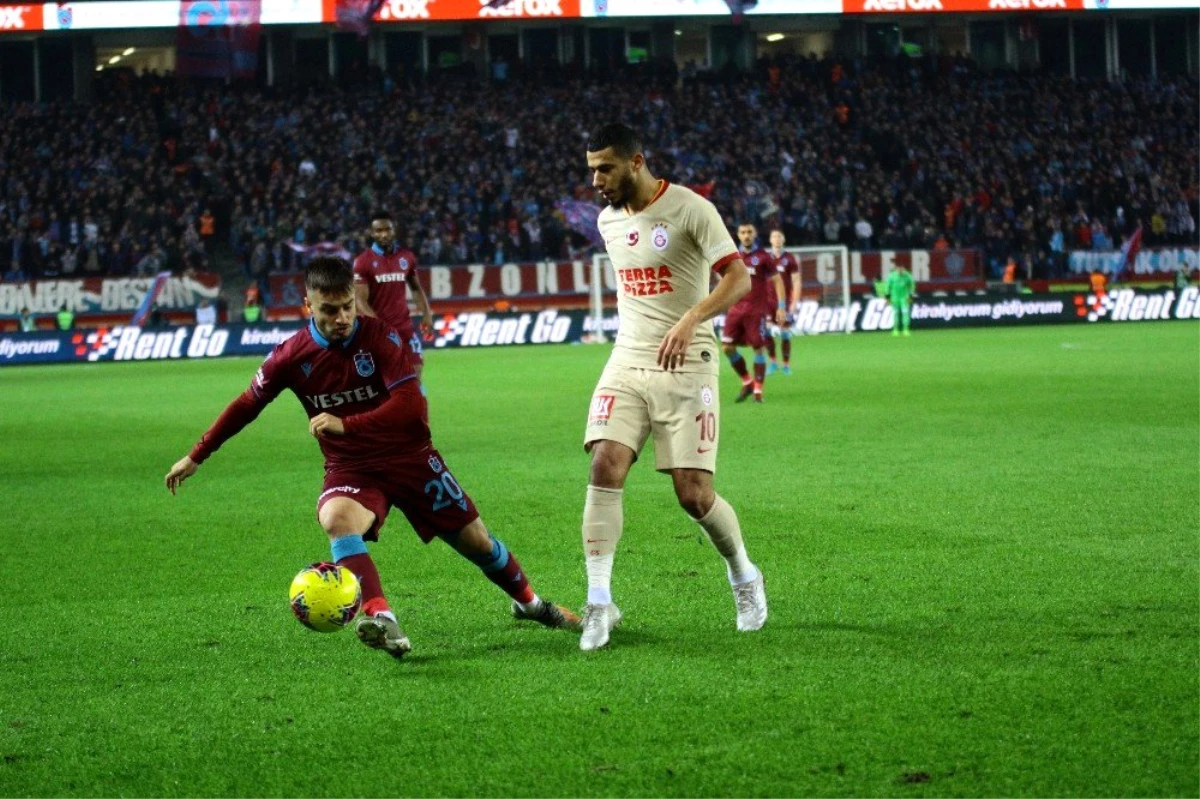 Süper Lig: Trabzonspor: 0 - Galatasaray: 0 (İlk yarı)