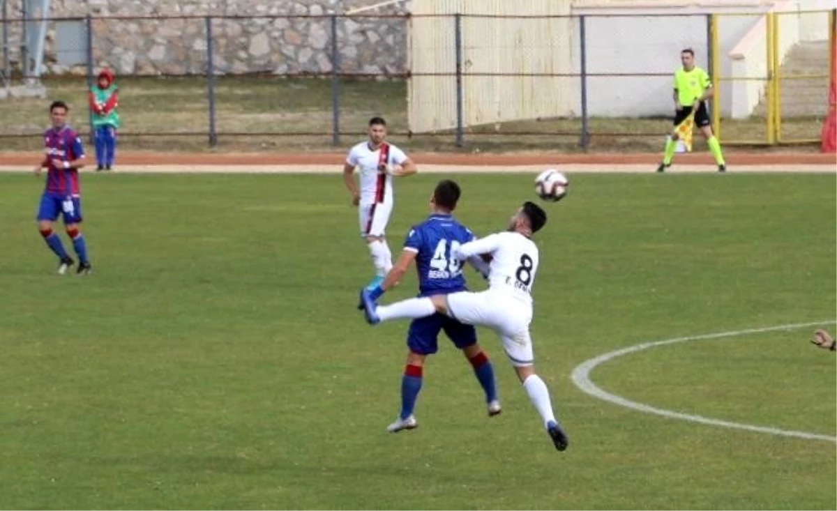 TFF 2. Lig: Niğde Anadolu FK: 0- Uşakspor: 2